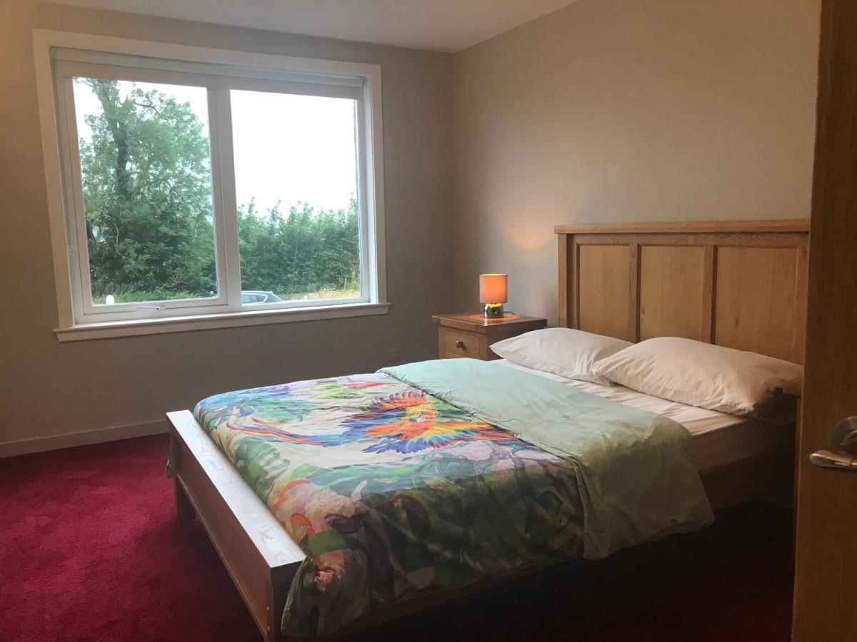 Appin, Beautiful Lochside Apartment With Balcony Fort William Zewnętrze zdjęcie